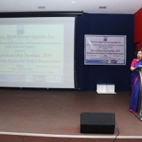 Dr. Daphne Pillai, Chairperson of the Management Board of Mahatma Education Society and President of IWFCI India National Chapter addressing budding entrepreneurs